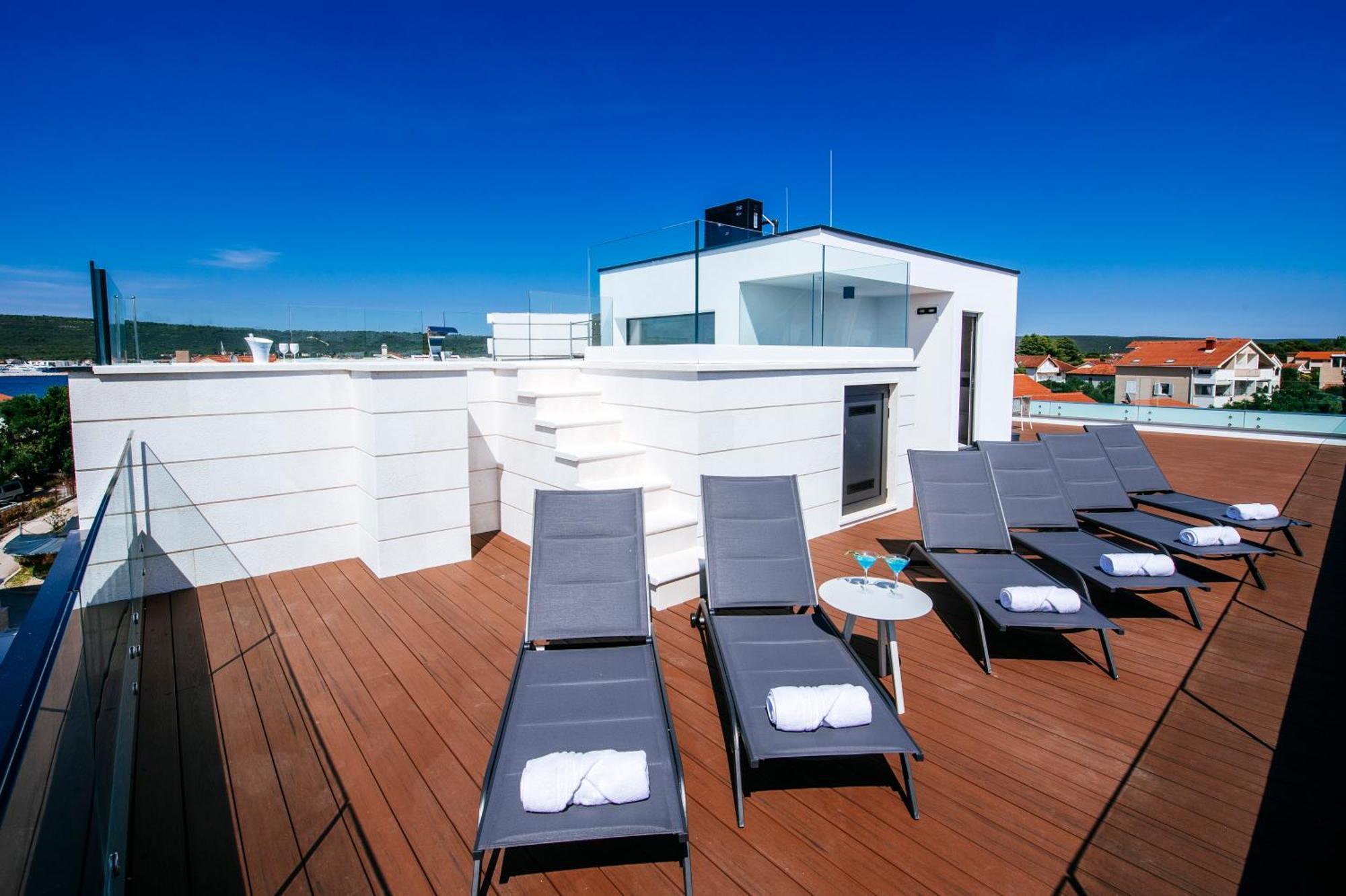 Crystal Holiday Residence II Sukošan Exterior foto